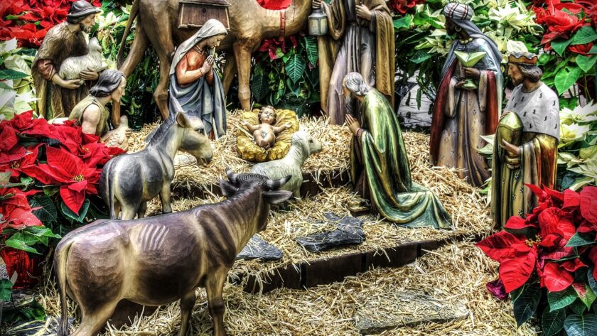 nativity, manger, christmas-596934.jpg